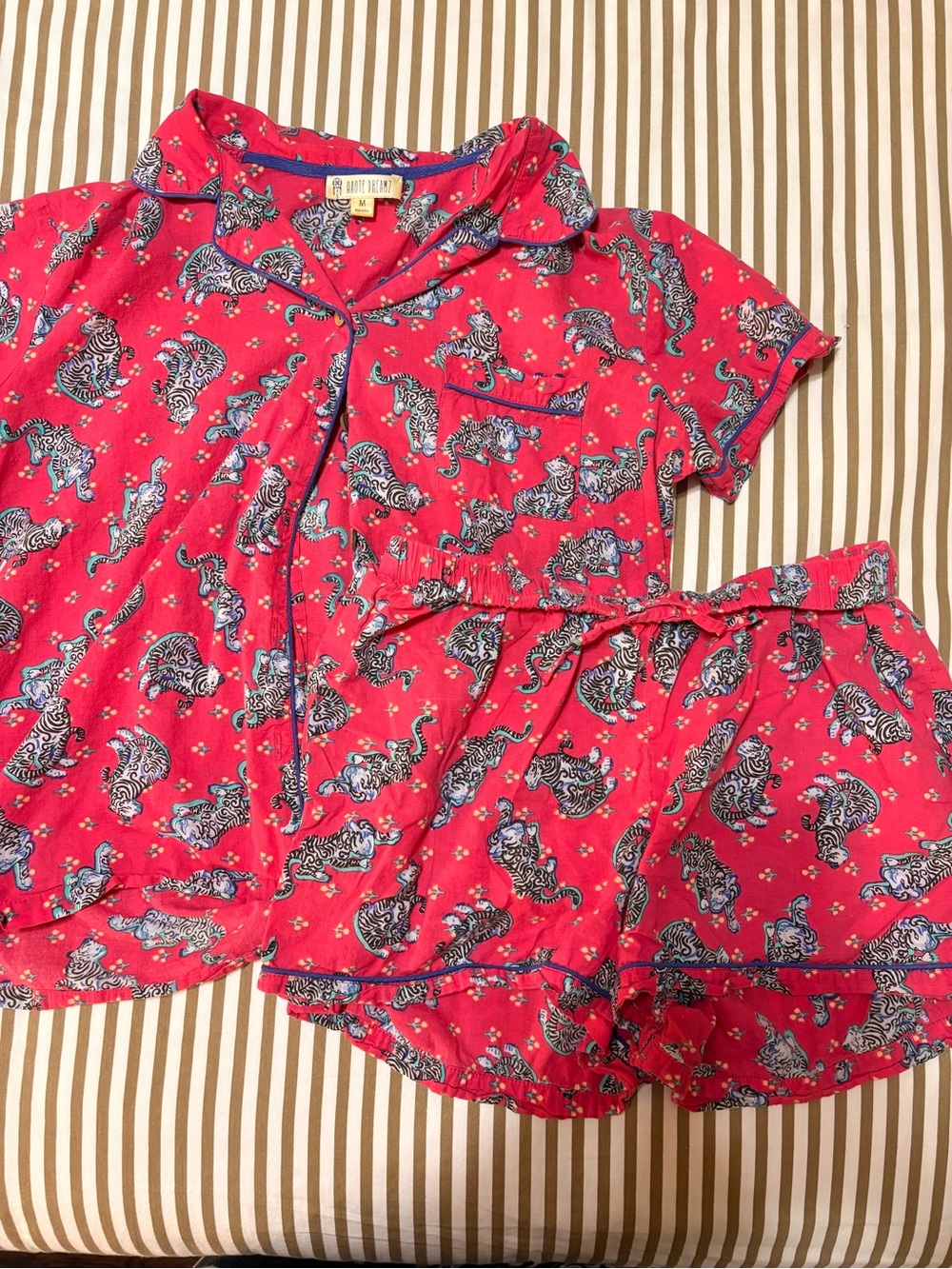 Pink Short Sleeve Pajama Set with Tiger Motif